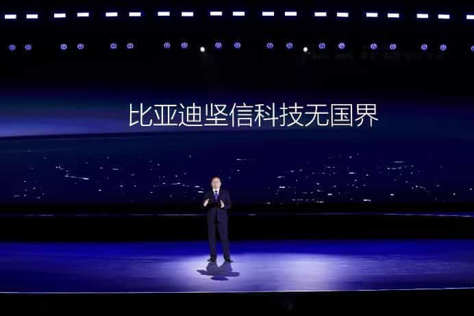 强强合作典范，比亚迪携手大疆推出灵鸢系统，引领智能硬派新趋势