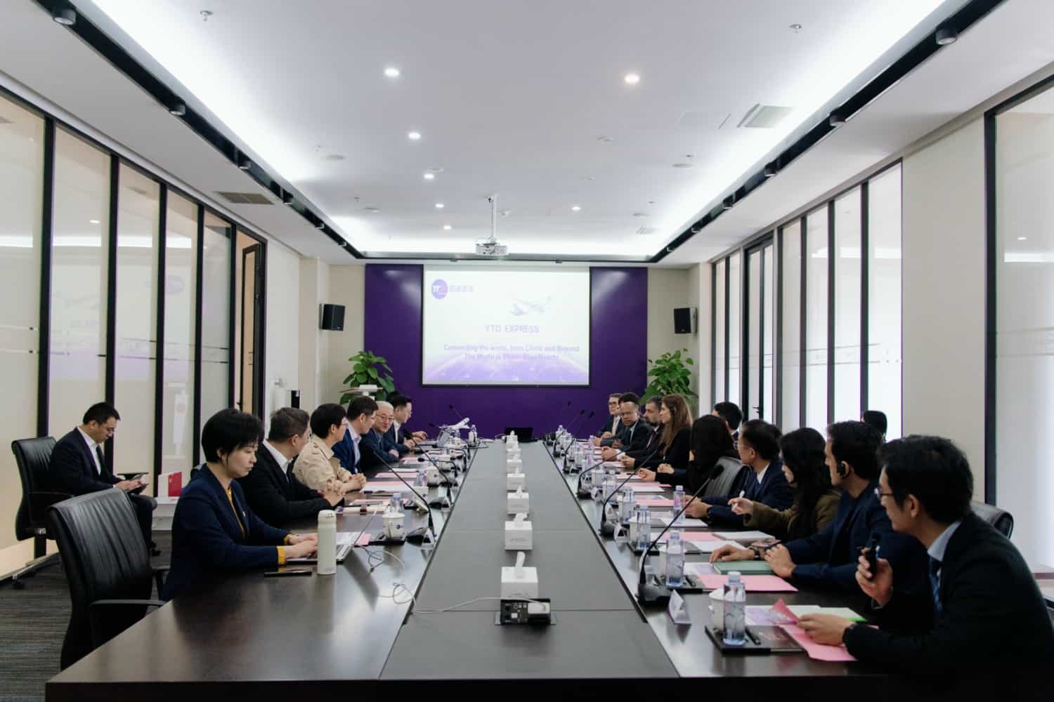 巴西邮政及金砖国家新开发银行高层考察调研圆通速递