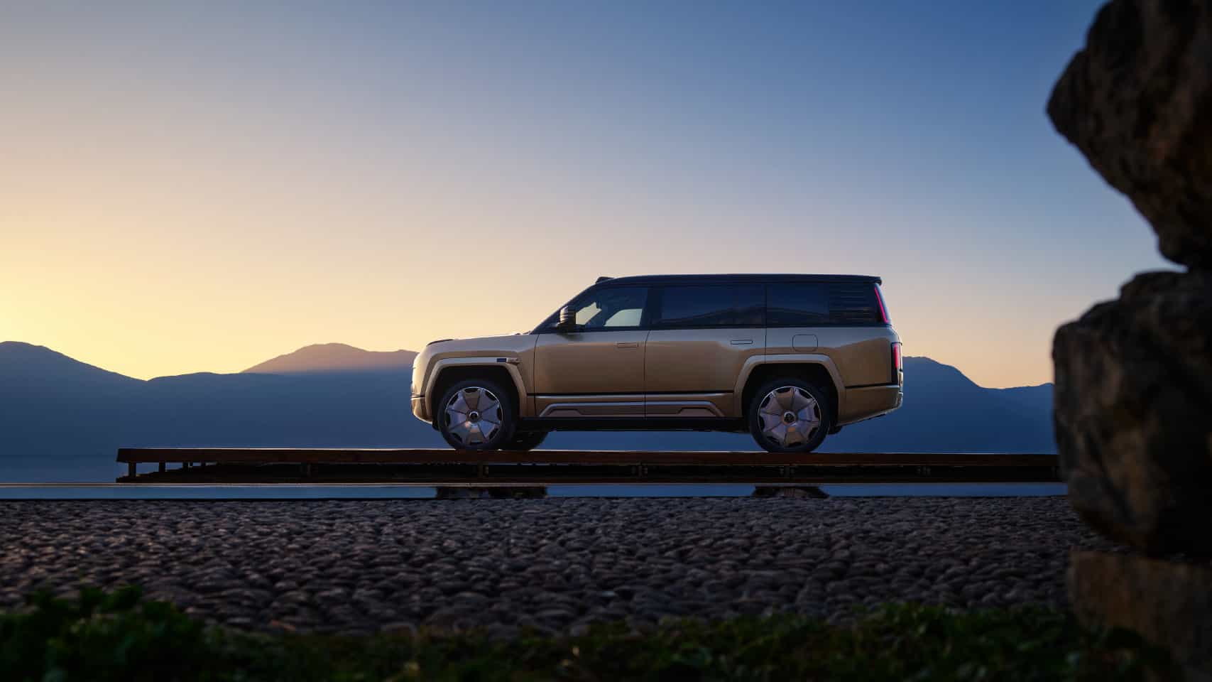 东方巨鼎空降魔都,仰望U8L即将引爆上海滩!