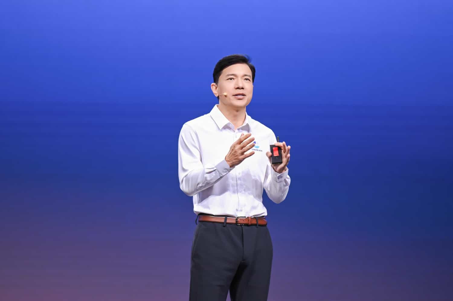 百度AI开发者大会：连发多款AI应用，覆盖AI数字人等热门赛道