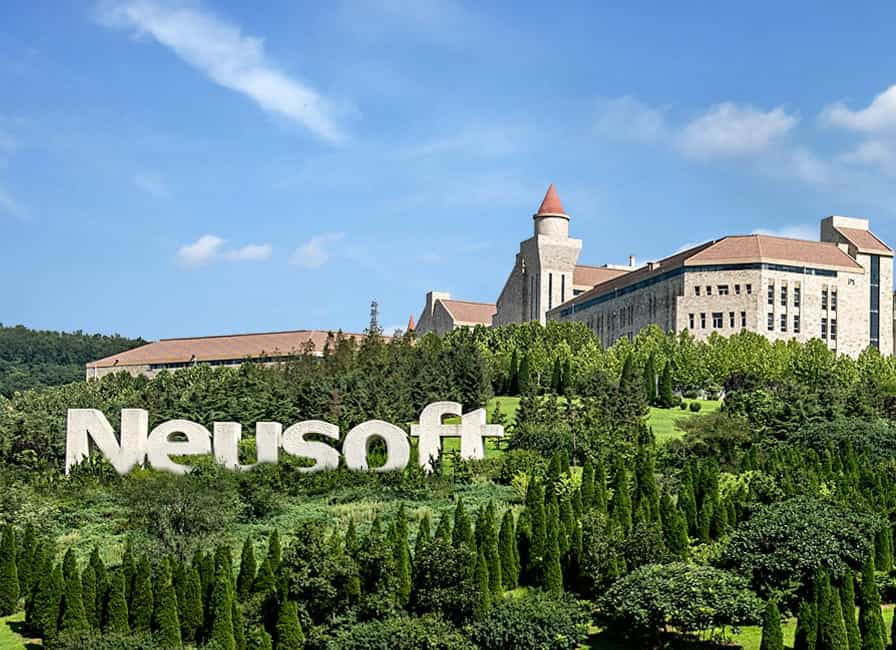 东软集团2024年营收同增10%，经营现金流创历史新高