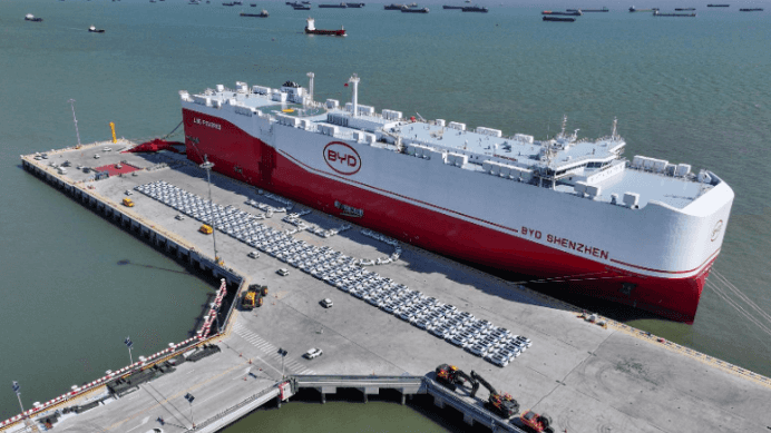 比亚迪海外销量霸榜，2025年一季度，全球多个市场荣膺销冠！