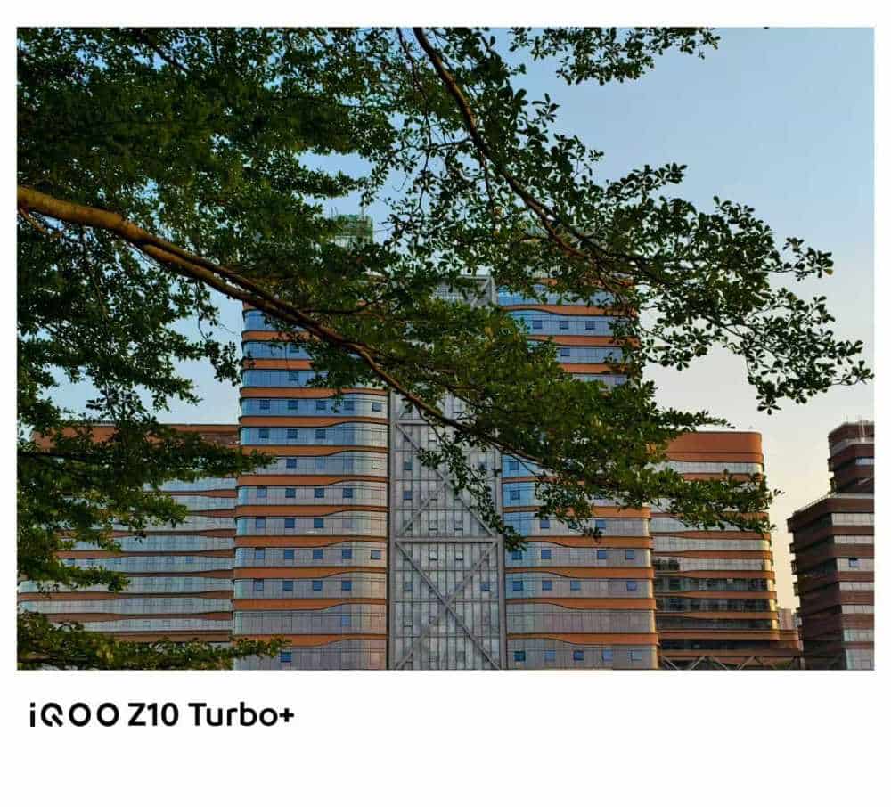 iQOOZ10 Turbo+拍的如何？