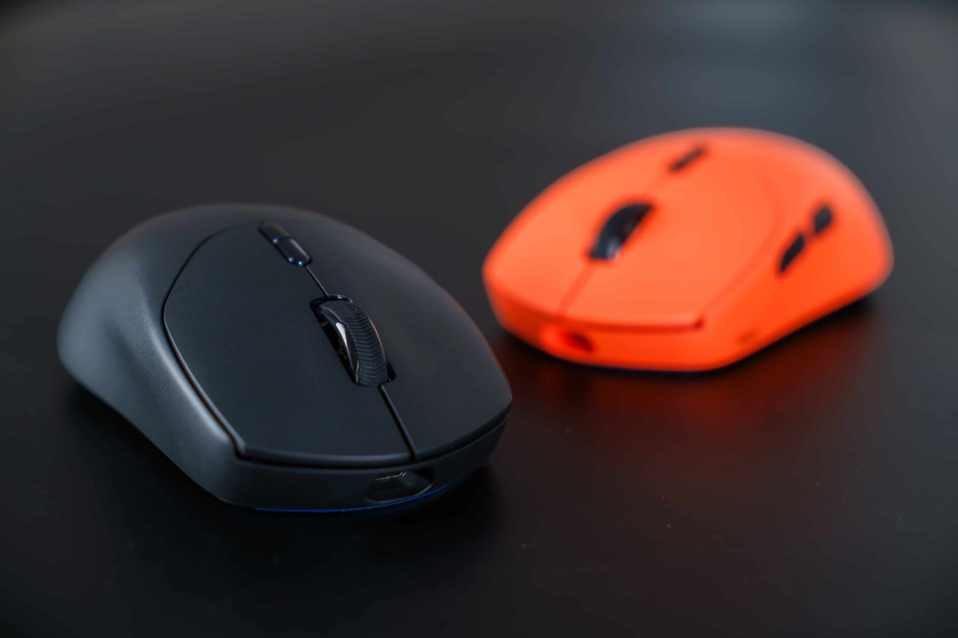 喜欢适配中小手的对称型VT二代电竞鼠标?呐!雷柏VT1系列了解下