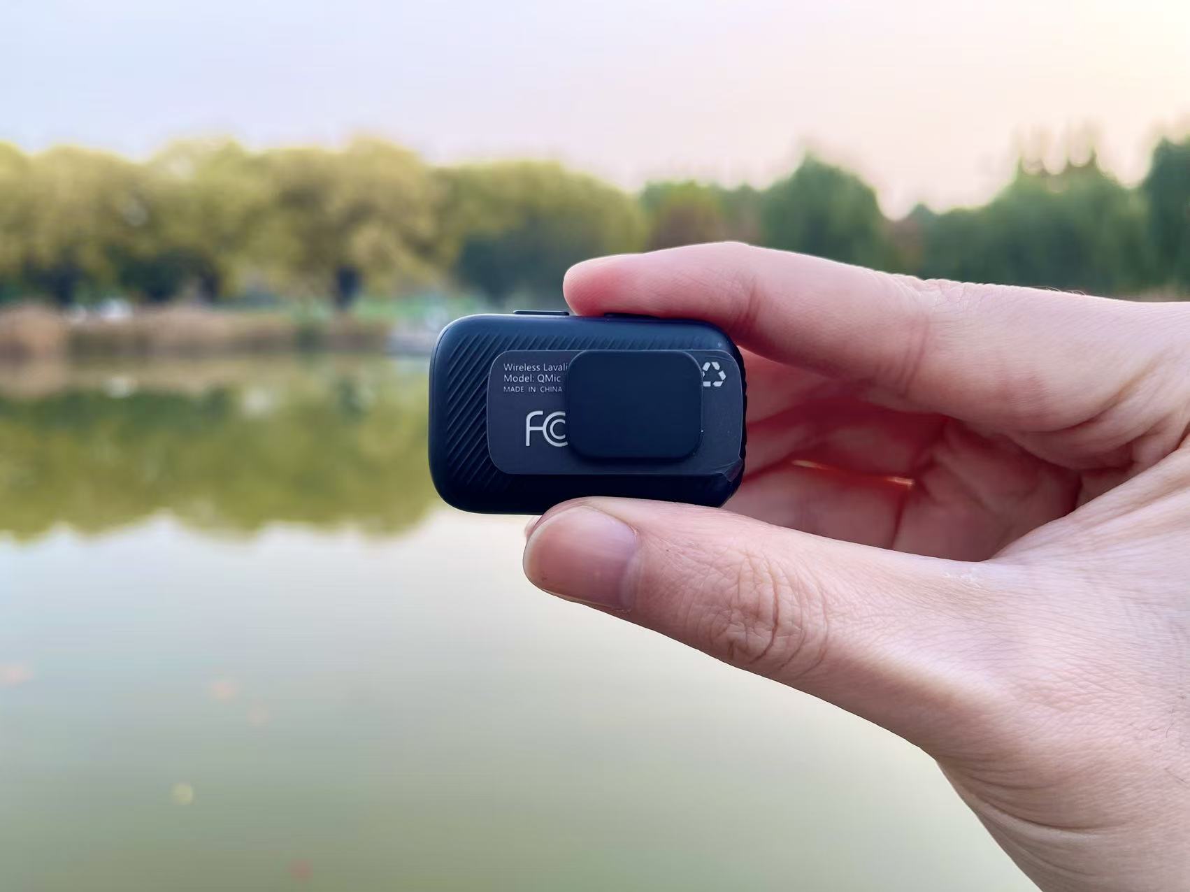 【好物测评】拯救短视频收音焦虑：南卡Qmic领夹麦克风