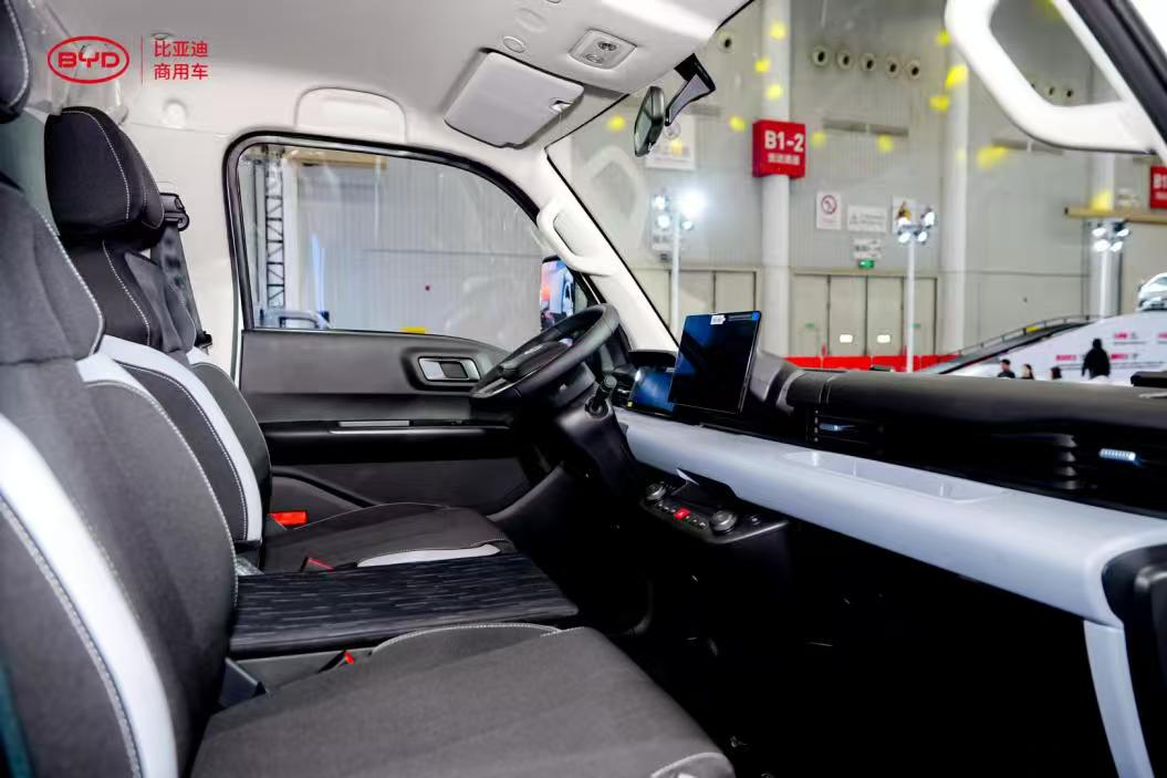 9.58万起！比亚迪T4轿卡：安全、舒适、高效三合一！