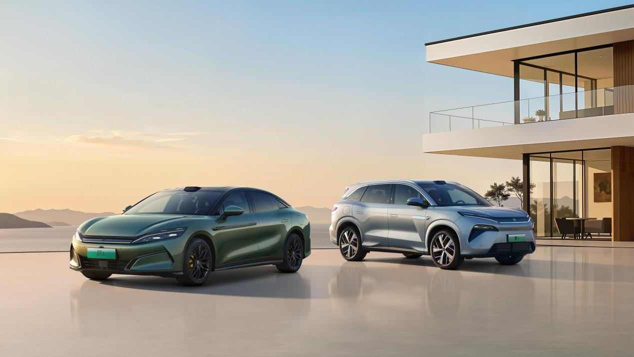 科技满配颜值翻倍,比亚迪汉L唐L重塑旗舰新标杆