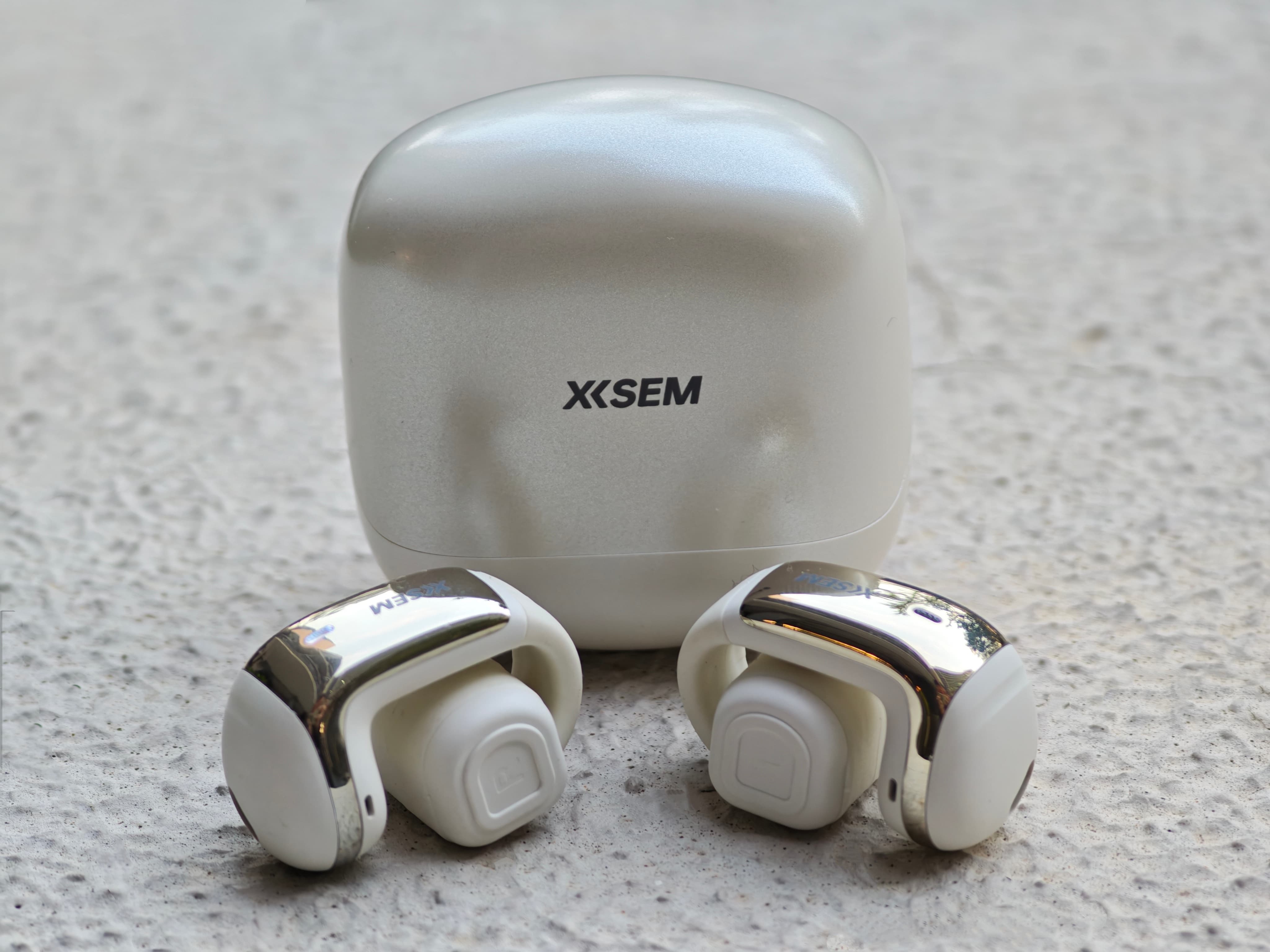 百元颠覆舒适与音质：西圣Plume耳夹耳机全天实测