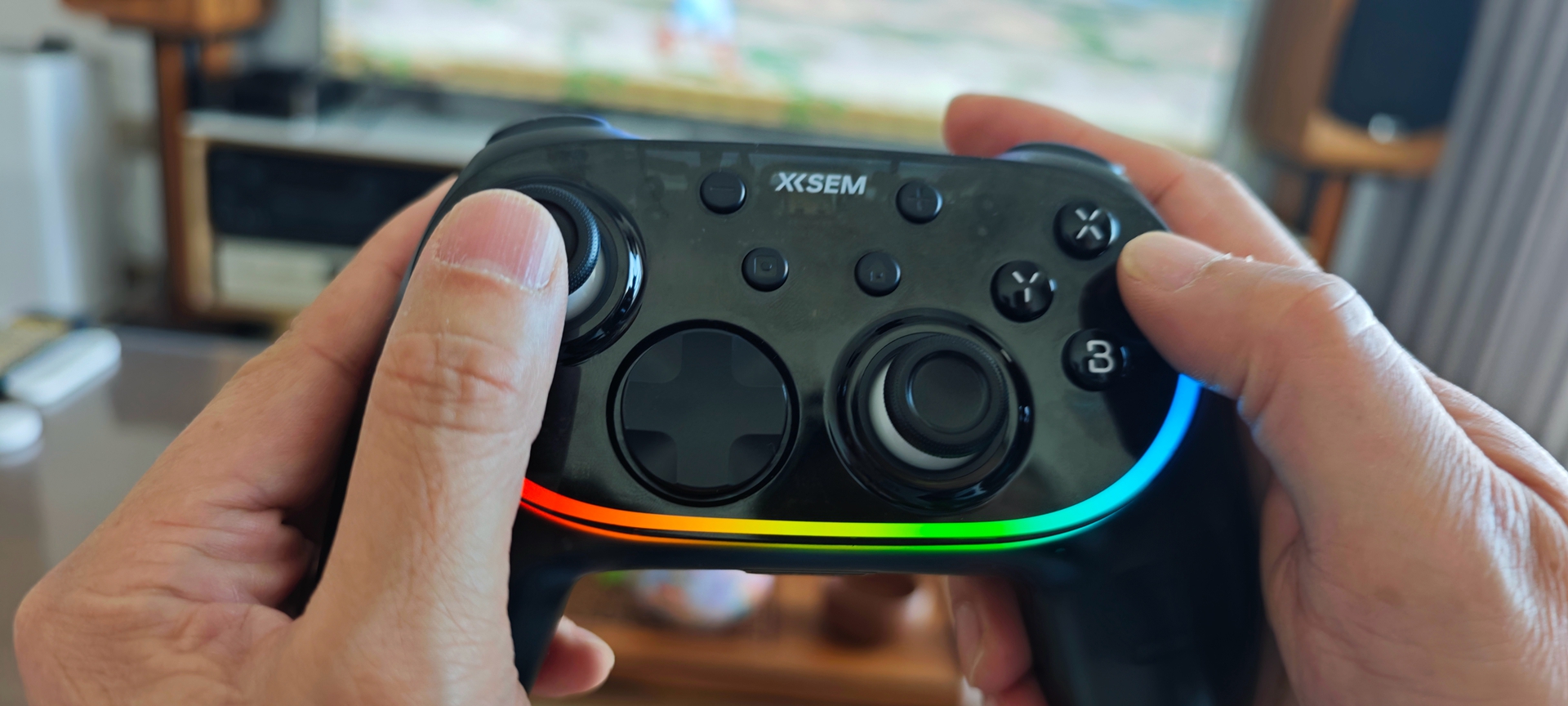 BGM一响起，玩的不仅是游戏更是情怀——西圣GC1游戏手柄评测