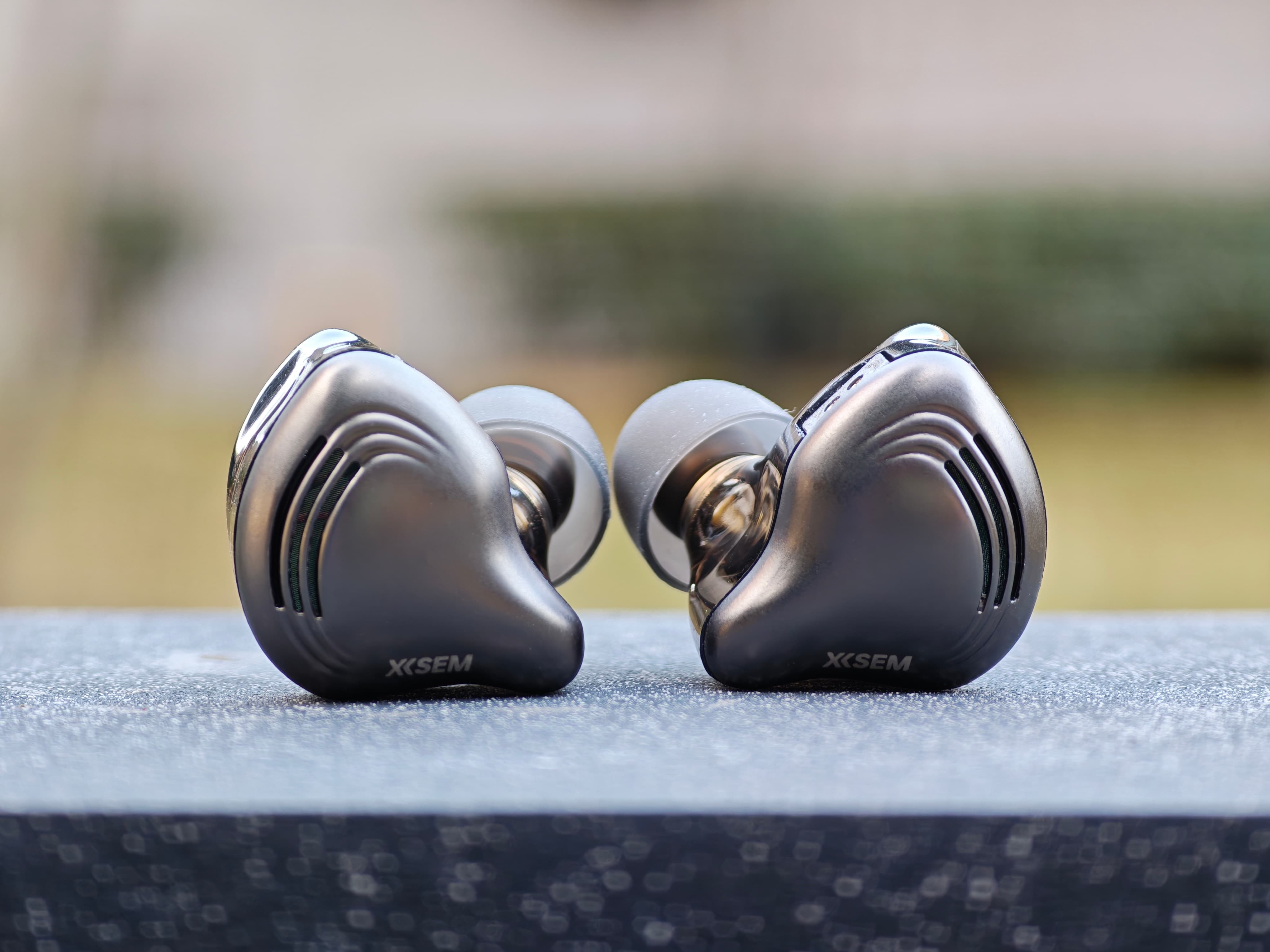 百元耳机中的声学黑马：西圣HiFi1深度体验报告