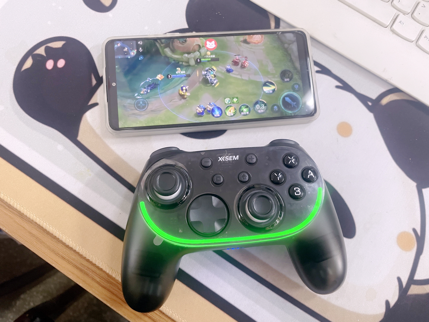 百元手柄竟配霍尔摇杆？西圣GC1游戏手柄把性价比玩明白了