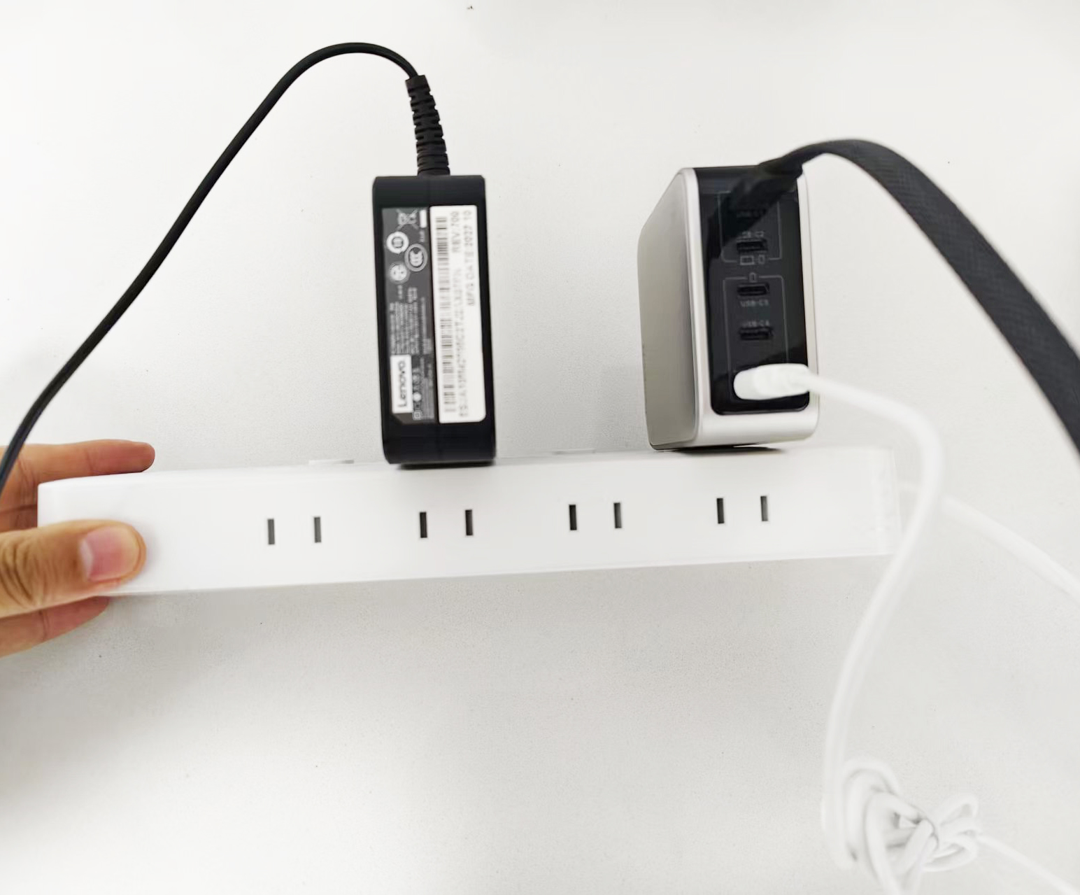 安全无小事，用电需谨慎|奥睿科新国标分控小胖条插排，提供全方位安全防