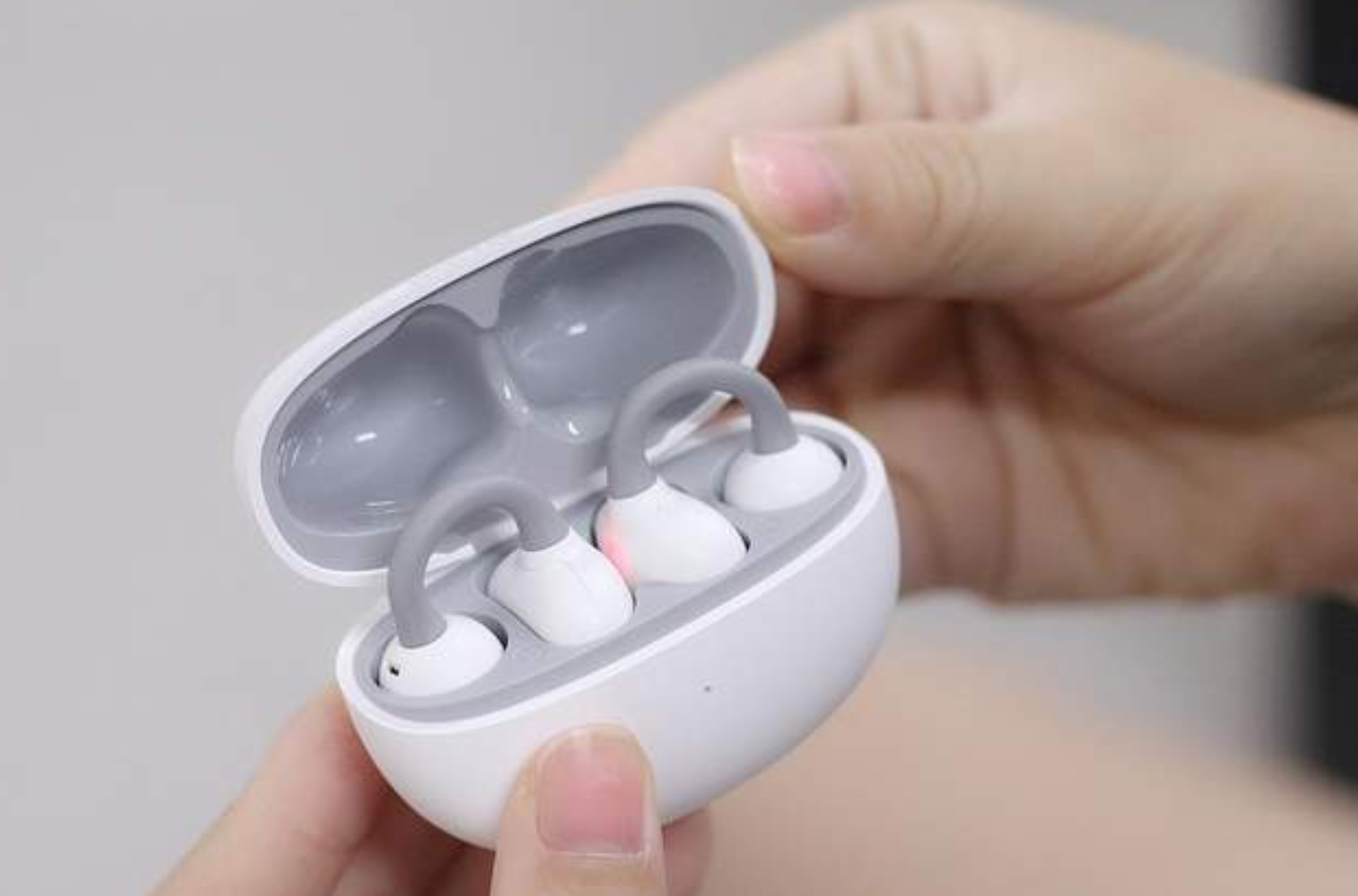 开放式蓝牙耳机哪个品牌好用？2026性价比开放式耳机品牌推荐