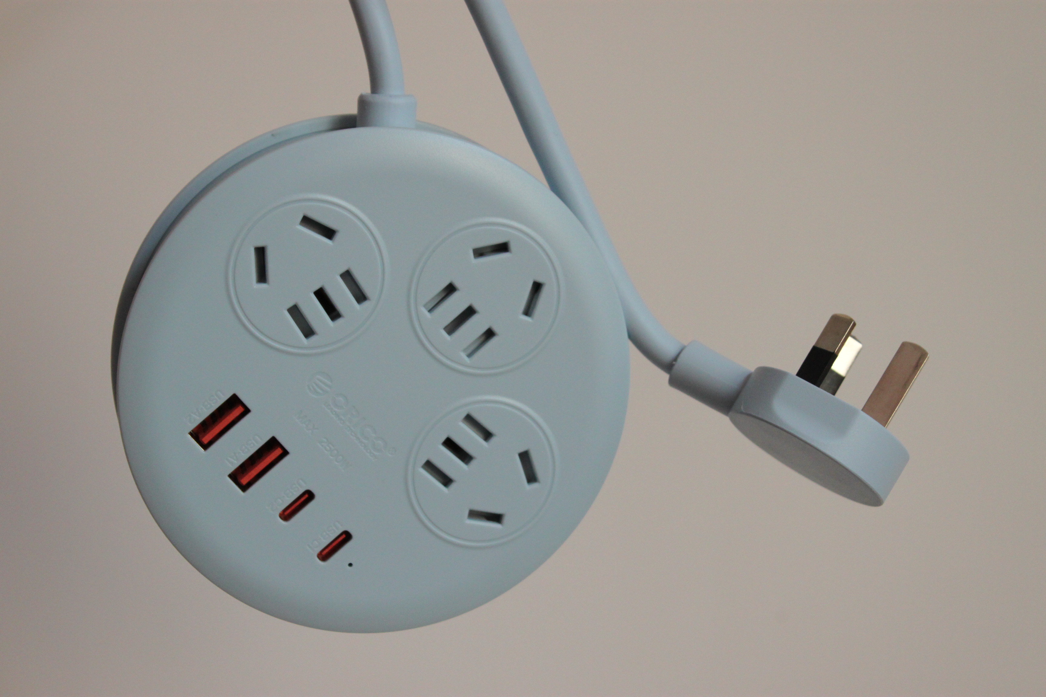 奥睿科「电小包」评测：巴掌大小的20w氮化镓快充，重新定义出行充电自由