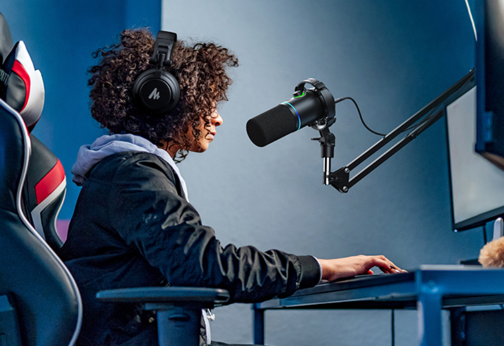 2026游戏直播麦克风怎么选?专业拆解五大网红爆款(含对比数据)