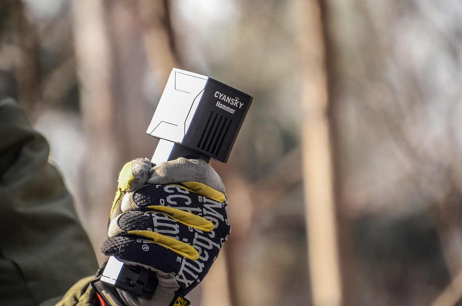 手握雷神锤，黑夜皆坦途：CYANSKY Hammer