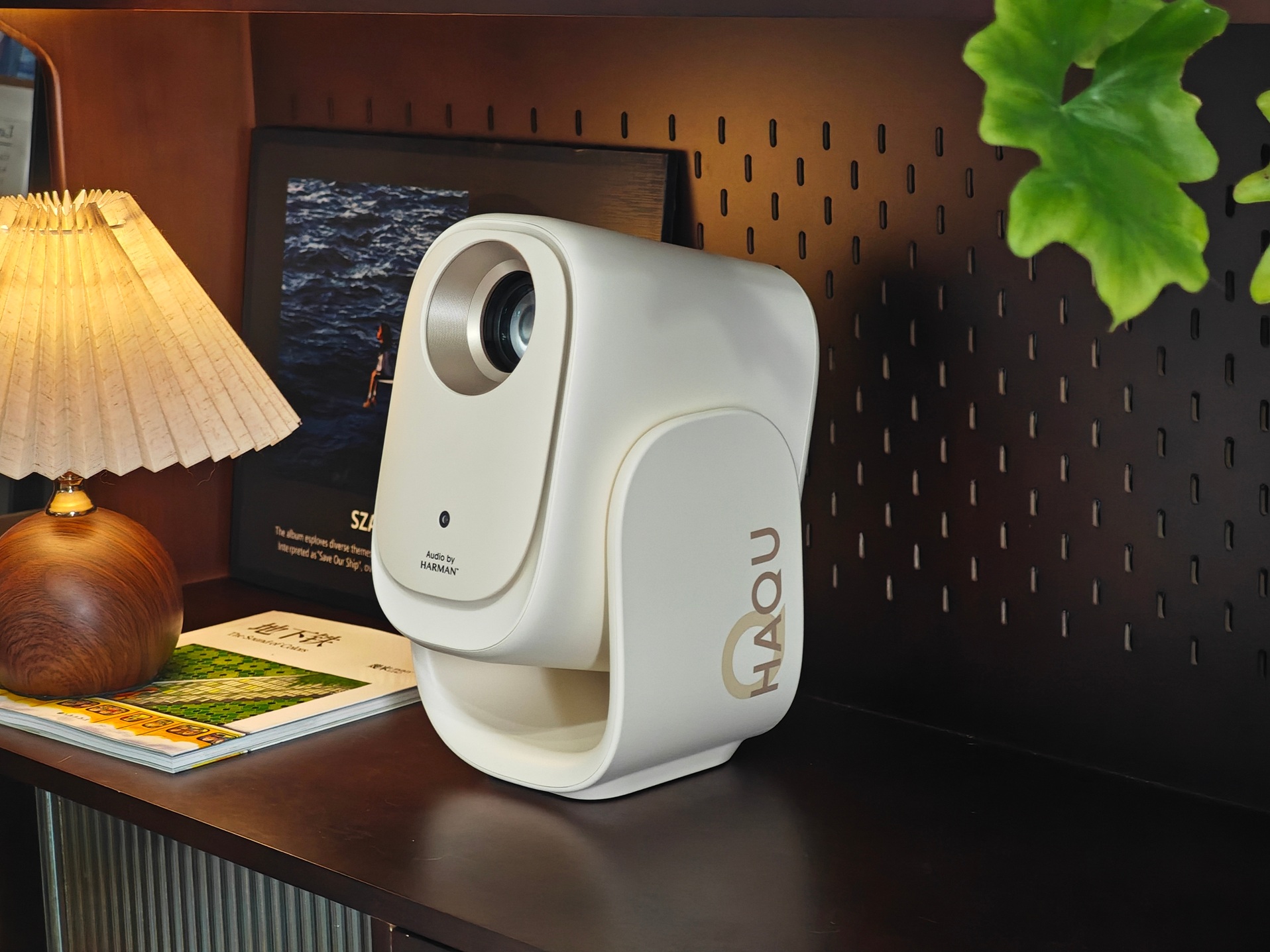 告别手动调画！哈趣Q1 Pro Max 650CVIA高亮巨幕，同价位LCD投影顶流