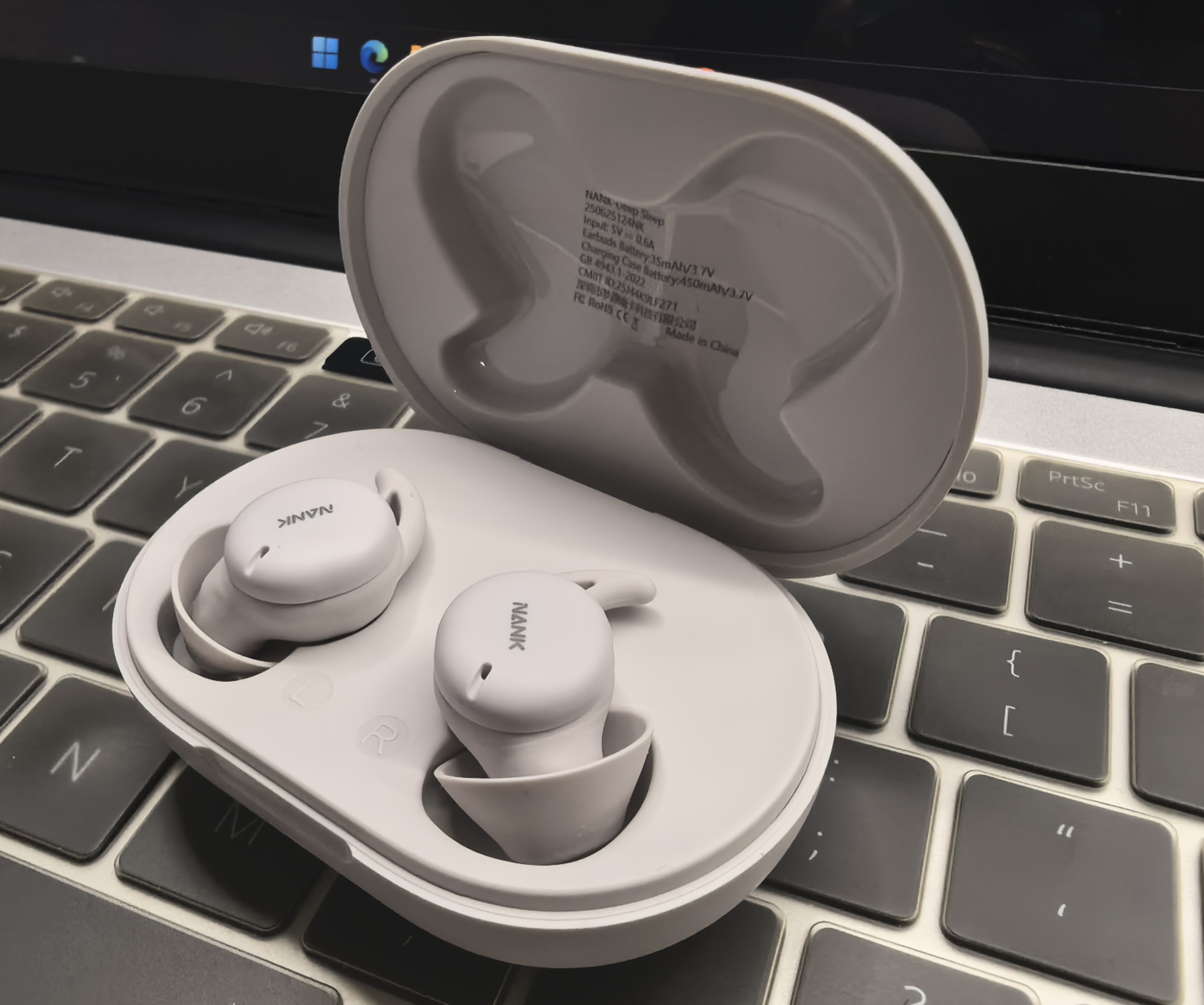 寻一款无感入梦耳机：当睡觉困难户遇上南卡Deep Sleep