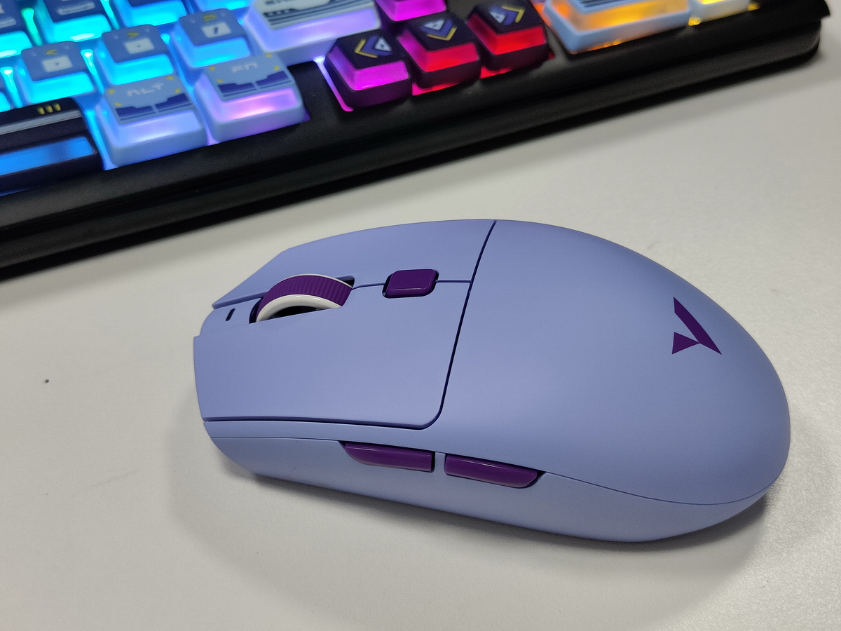 VXE蜻蜓V3系列鼠标：六十不到享受星闪连接，办公游戏都相宜