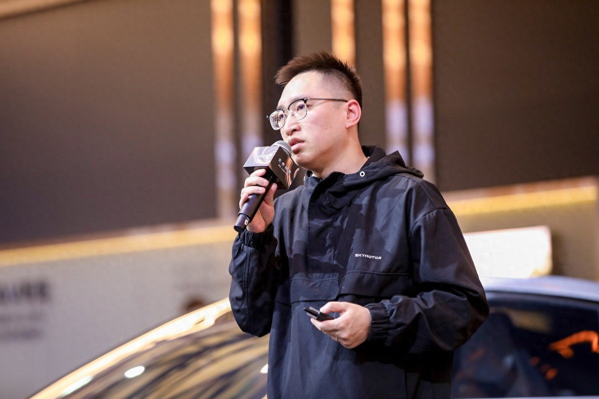 首驱科技亮相AWE2026 以AI核心技术重构两轮智能出行新范式