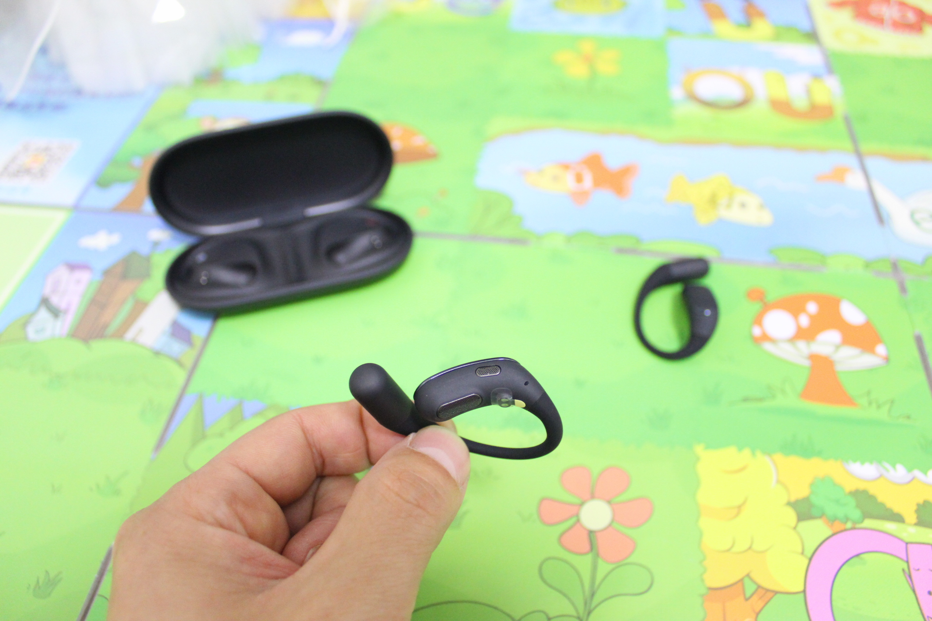 告别耳道“受刑”南卡Wing：原来开放式耳机不只有“听个响”