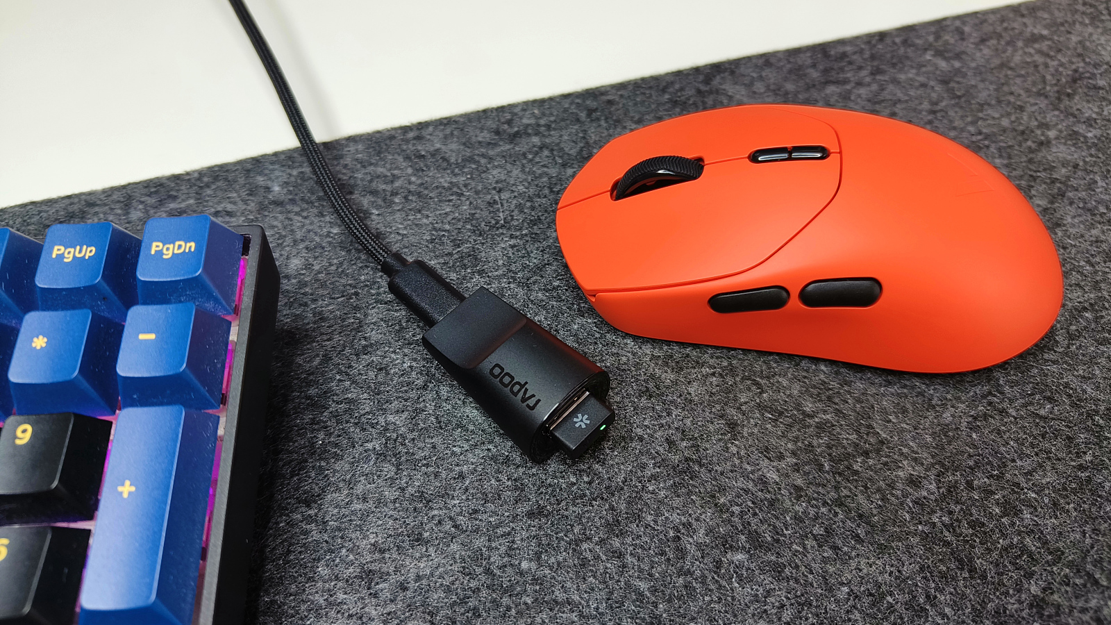 电竞鼠标界的性能怪兽组合:雷柏VT1+P5 PLUS焰影橙上手体验