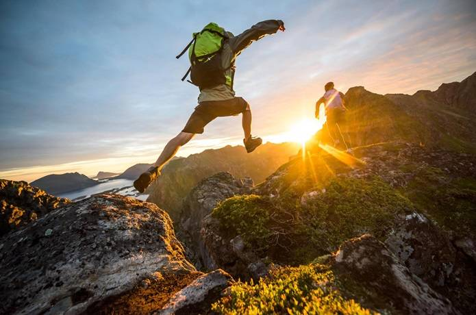 户外运动需要准备哪些装备？户外必带的蓝牙耳机实测整理分享