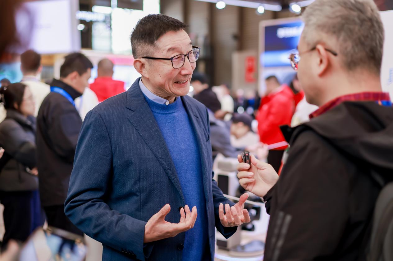 从CES火到AWE，科沃斯用全场景矩阵回答何为具身智能