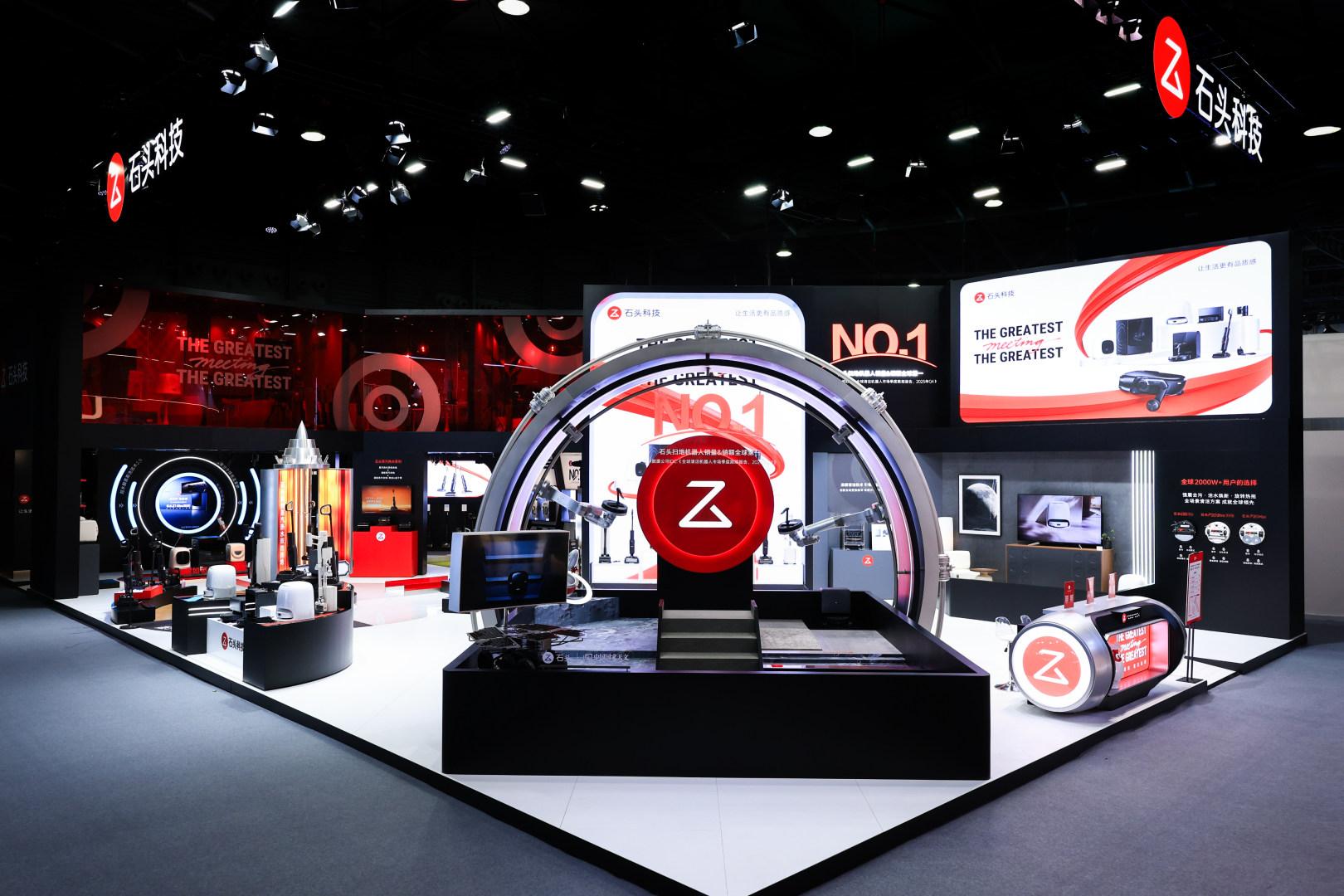 从全球“双冠”到生态共建,石头科技迈出“关键跨越”