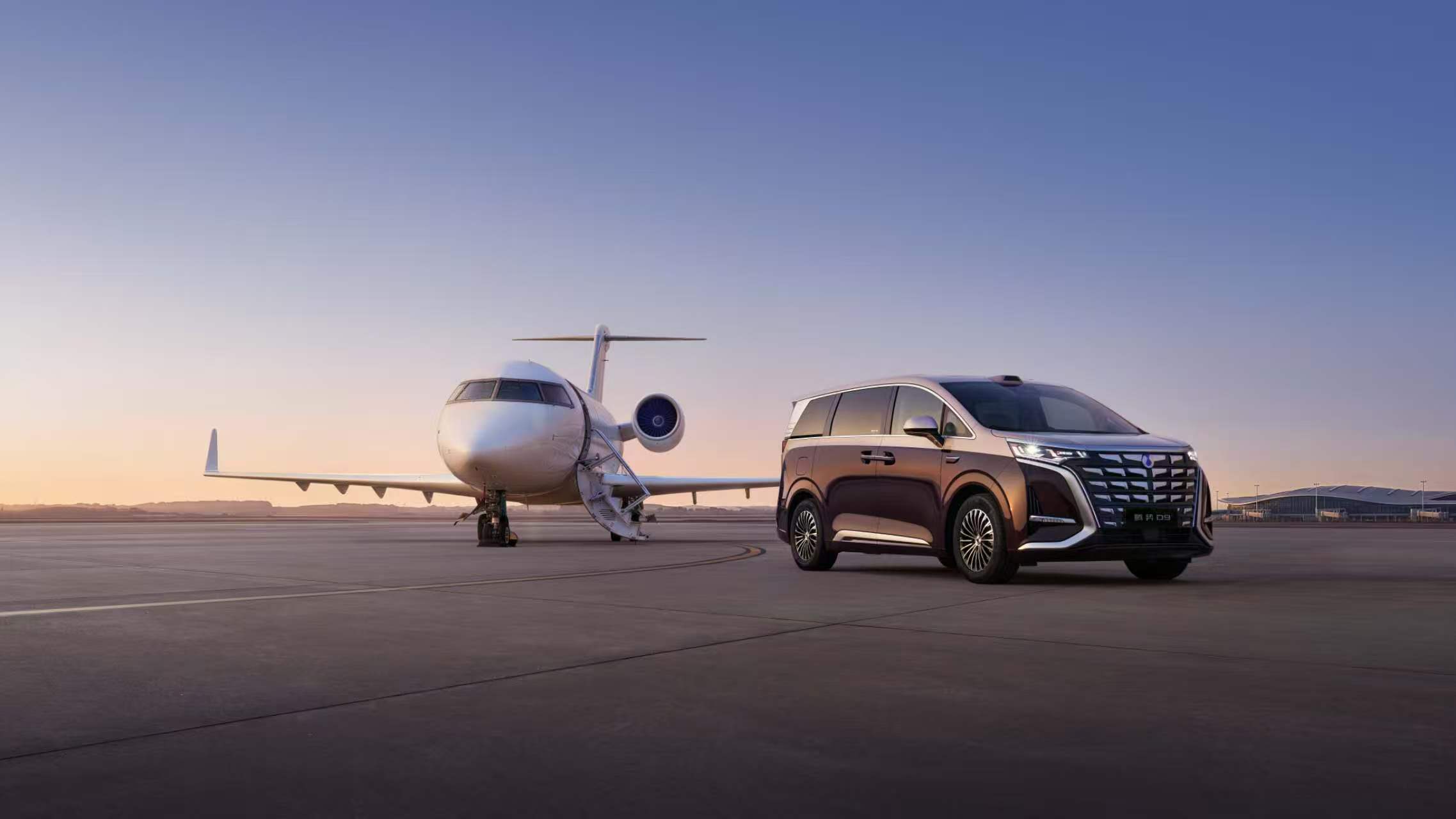 全方位升级！第二代腾势 D9 预售，超长续航+闪充来袭！