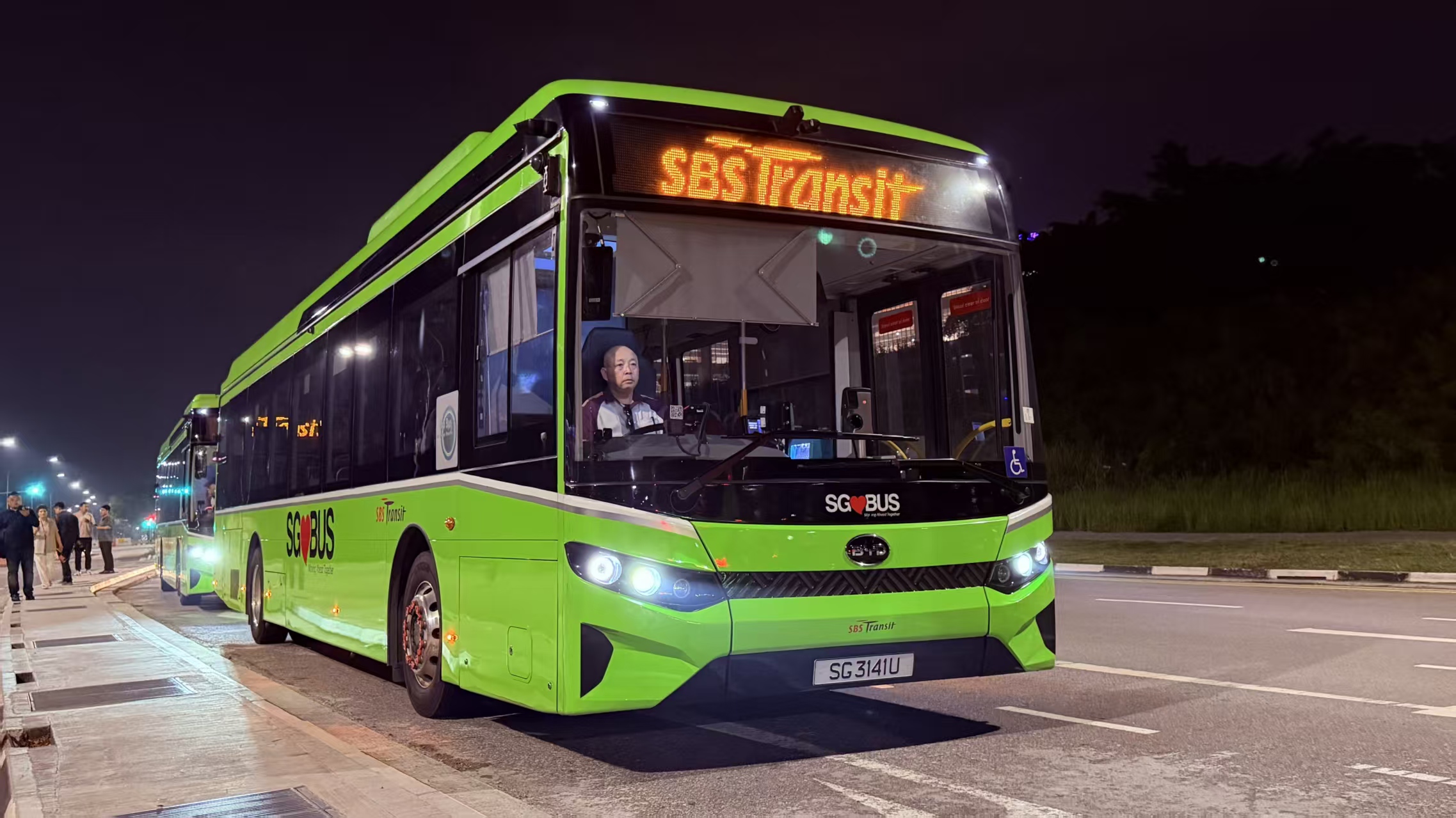 从乘用到商用：比亚迪全场景布局，成为新加坡绿色交通领跑者