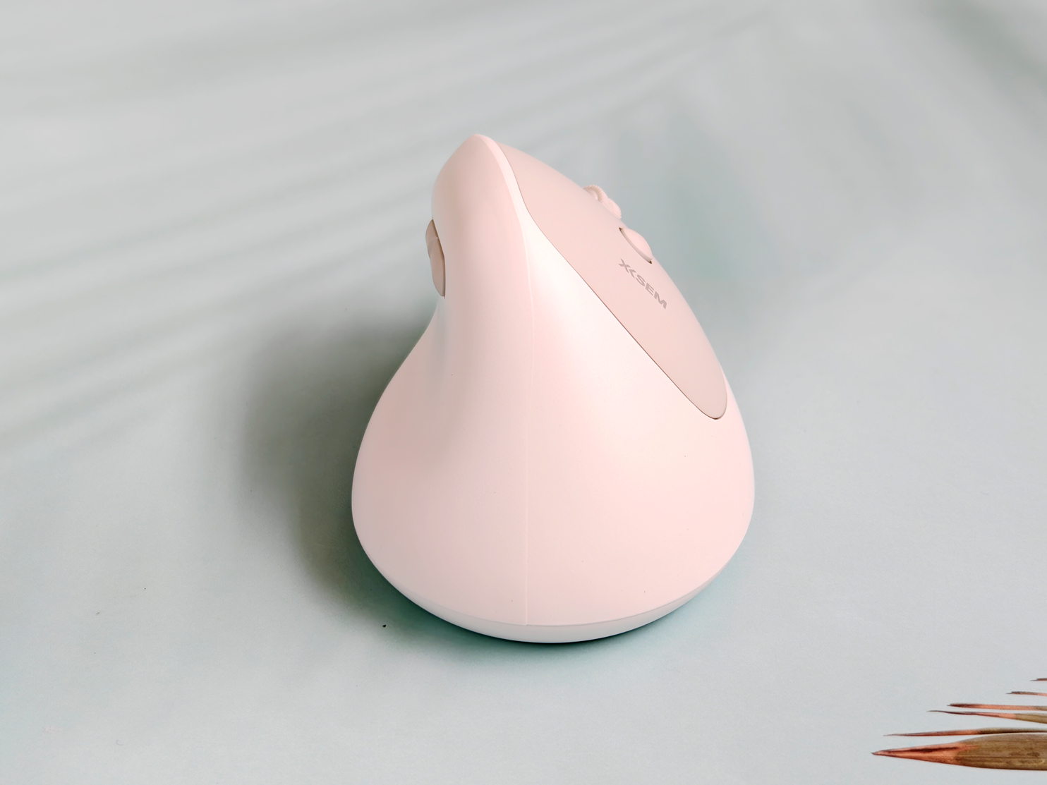 舒适与效率兼备：西圣M1无线蓝牙垂直鼠标使用体验