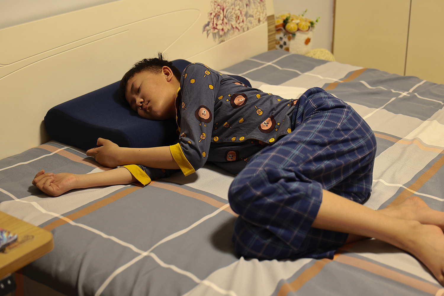 霍觉睡眠枕测评，让每一次深度睡眠都是对肩颈的深层养护