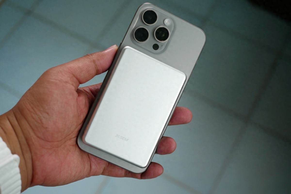 充电宝的“瘦身革命”：西圣PB-Air如何用半固态电芯颠覆传统？