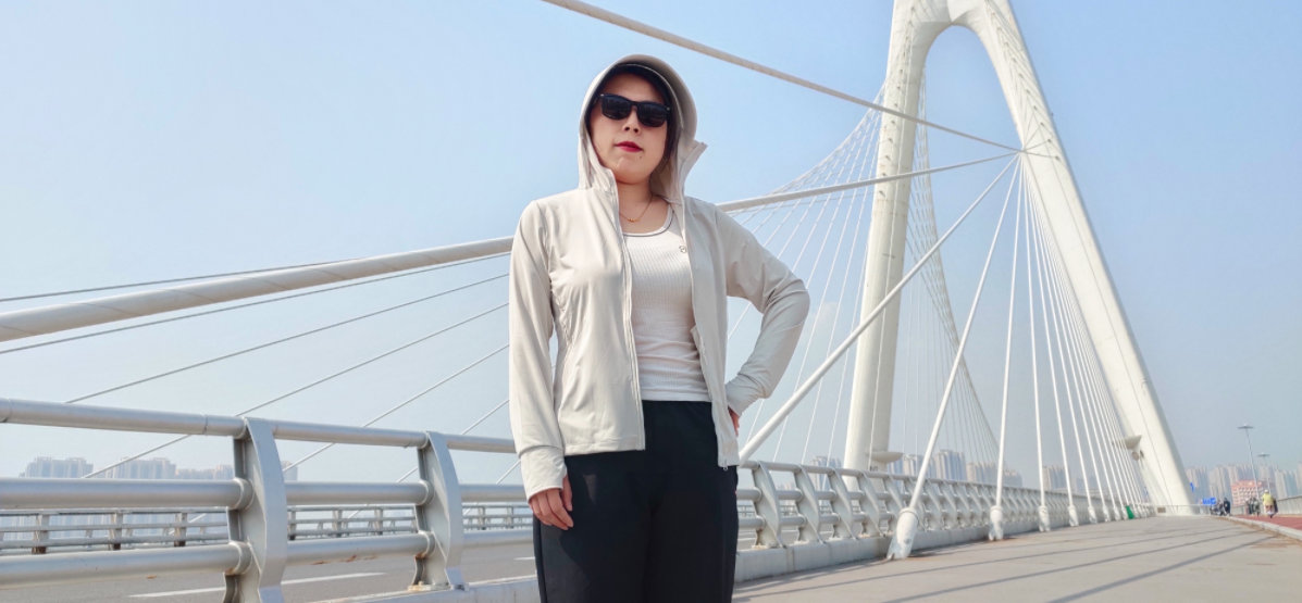 死磕千元性能，专业户外VBREX防晒衣全面开测，我的物理“防晒霜”