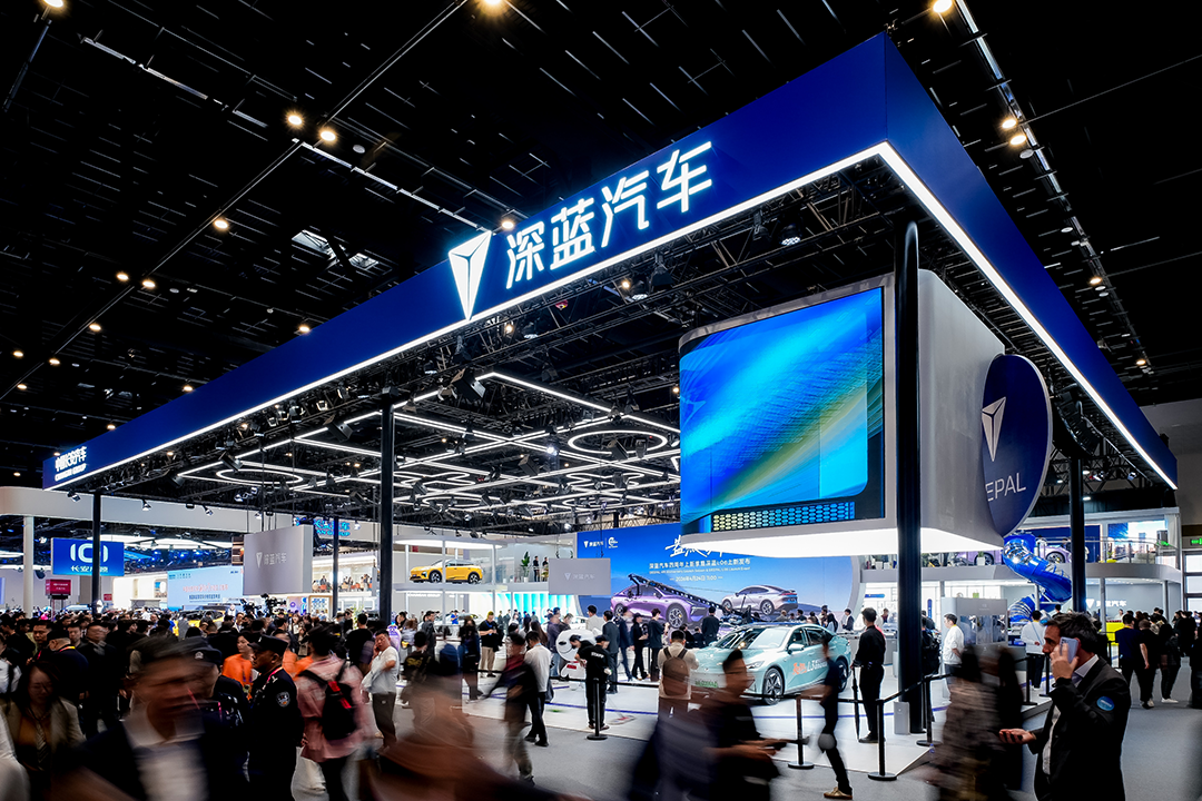 北京车展深蓝汽车迎四周年上新季，深蓝汽车L06系列新品上市