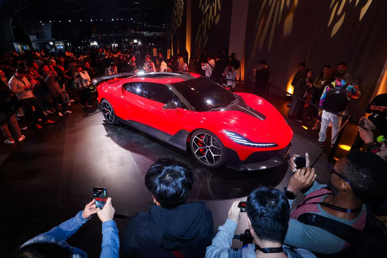 追觅火箭车挑战0.9秒极速破百物理极限，“星空计划”北美再亮相