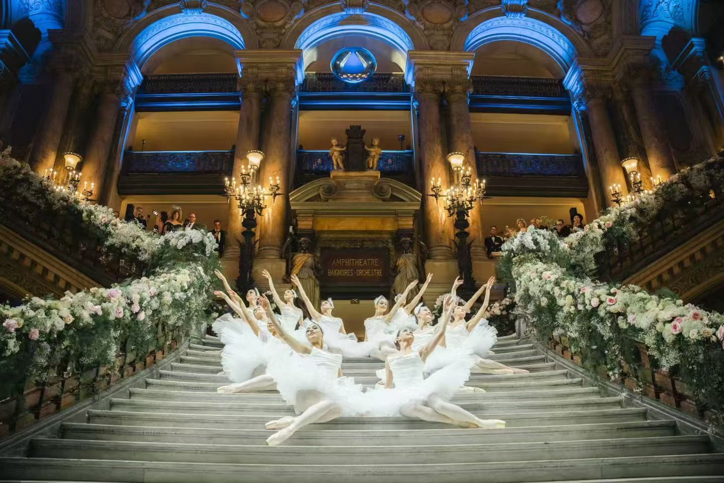 腾势巴黎歌剧院欧洲上市，强势开启全球化新征程！