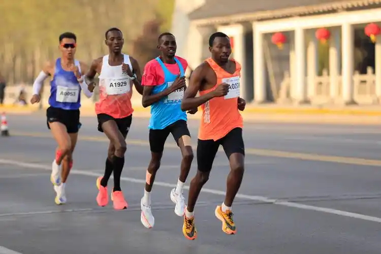 跑马拉松选什么耳机？2026年十款运动耳机实测，全篇干货分享