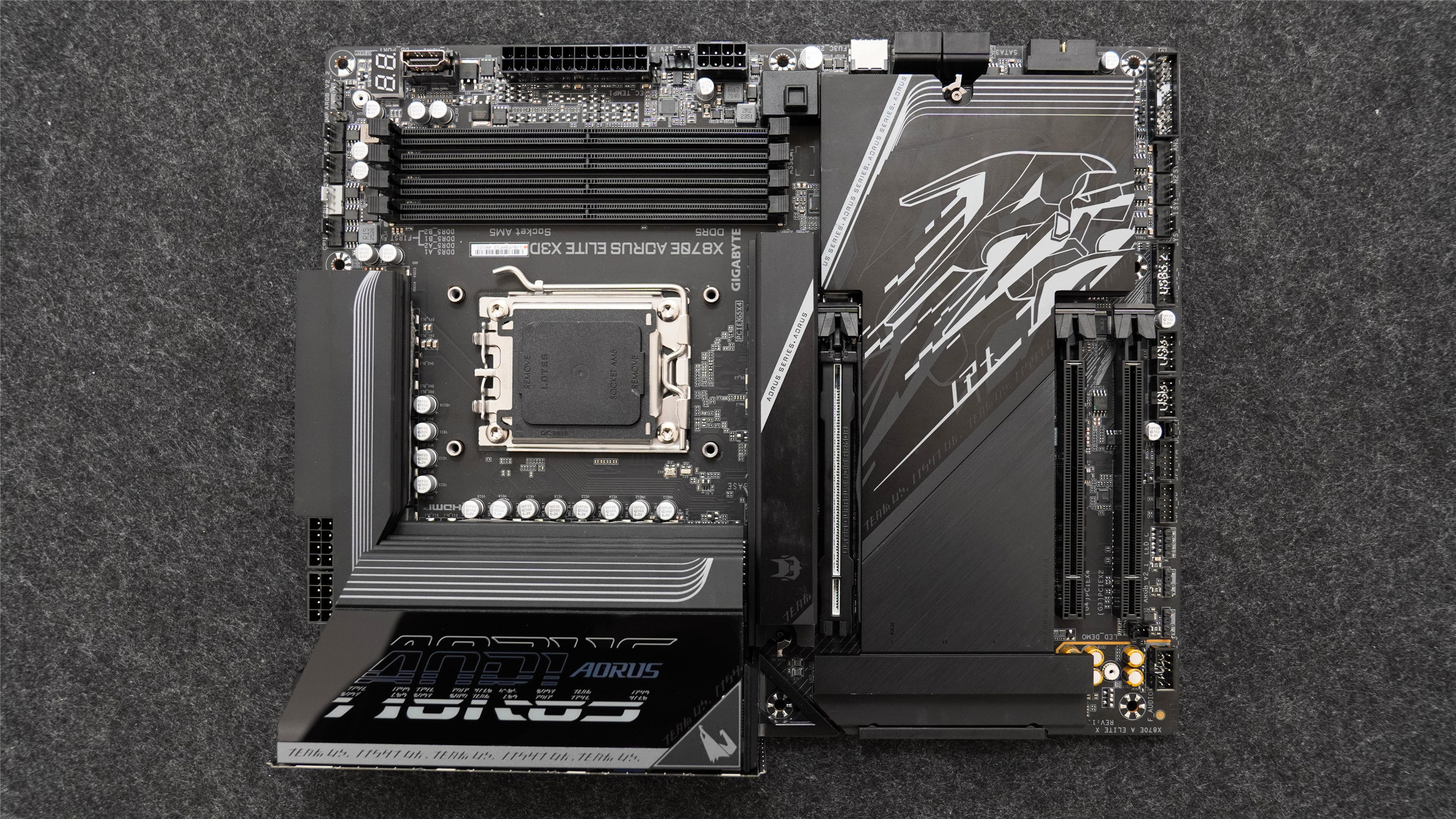 技嘉X870E AORUS ELITE X3D 小雕主板评测：主打解锁CPU全部实力