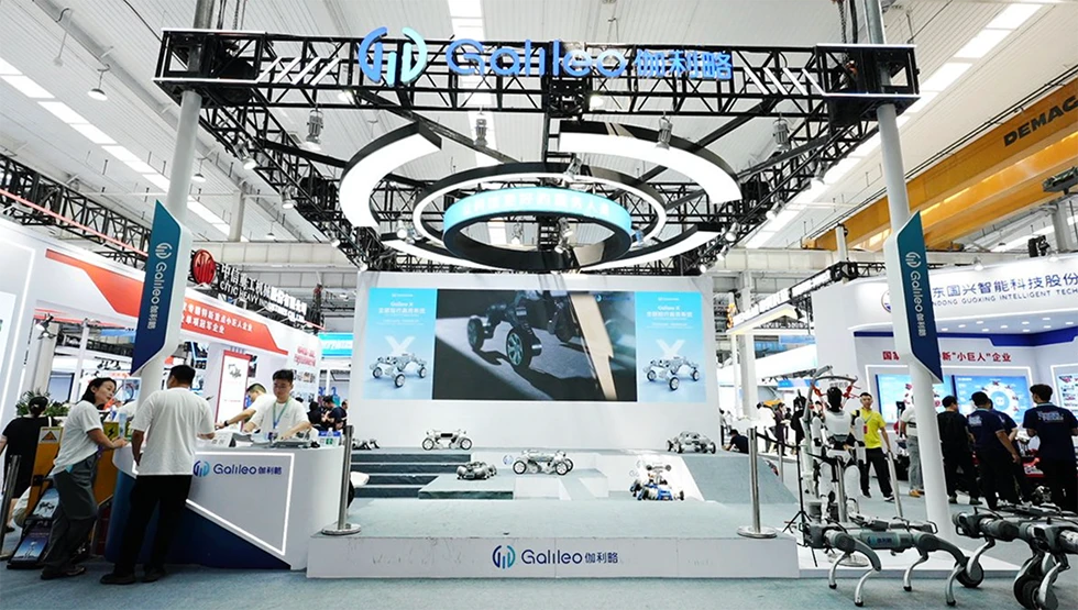伽利略机器人亮相WRC 2026,突破形态局限发布“陆行具身系统”Galileo X