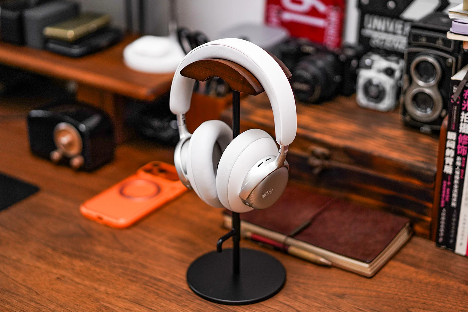 “均衡”还是“顶配”？QCY H6 Neo & H6 Ultra 头戴式降噪耳机深度评测