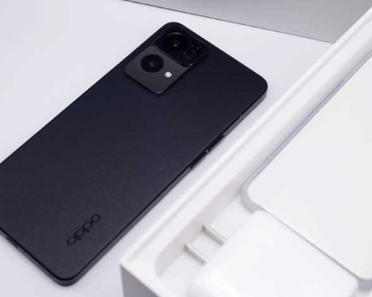 OPPO Reno7Pro：直屏手机颜值天花板