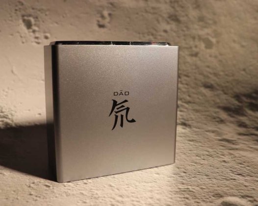 颜值即正义，万物皆可快充——努比亚氘锋100W氮化镓充电器测评