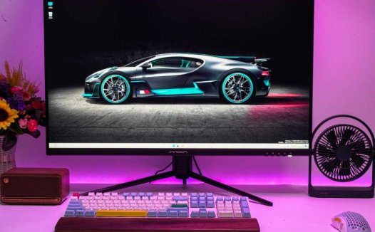 价格低，显示效果好。最终我还是用这台显示器平替了MAC