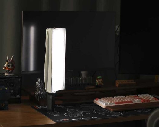 小巧精致易携带，神牛LC500Rmini棒灯轻松布光