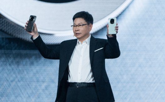 华为Mate 70系列正式发布，起步价仅5499元