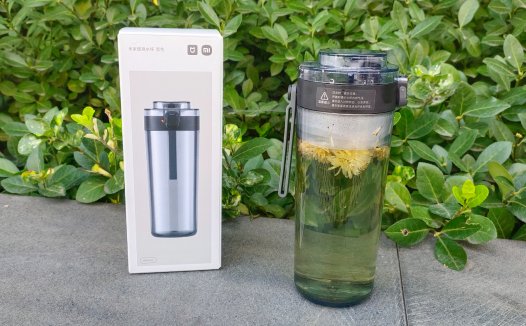 米家便携水杯轻体验，轻装出行补水好助手！