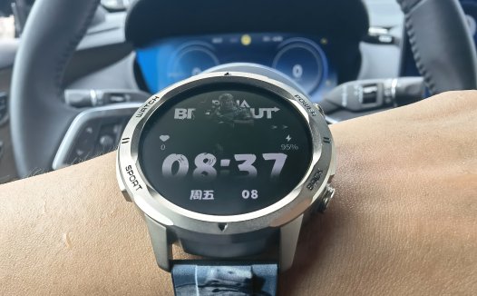 联想Lenovo暗区突围联名Watch Pro智能手表，超详细评测体验来了